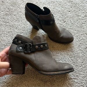 Paul Green Size UK 5 / US 7.5 Side Zip 19431 studded Booties Ankle Heel Boots